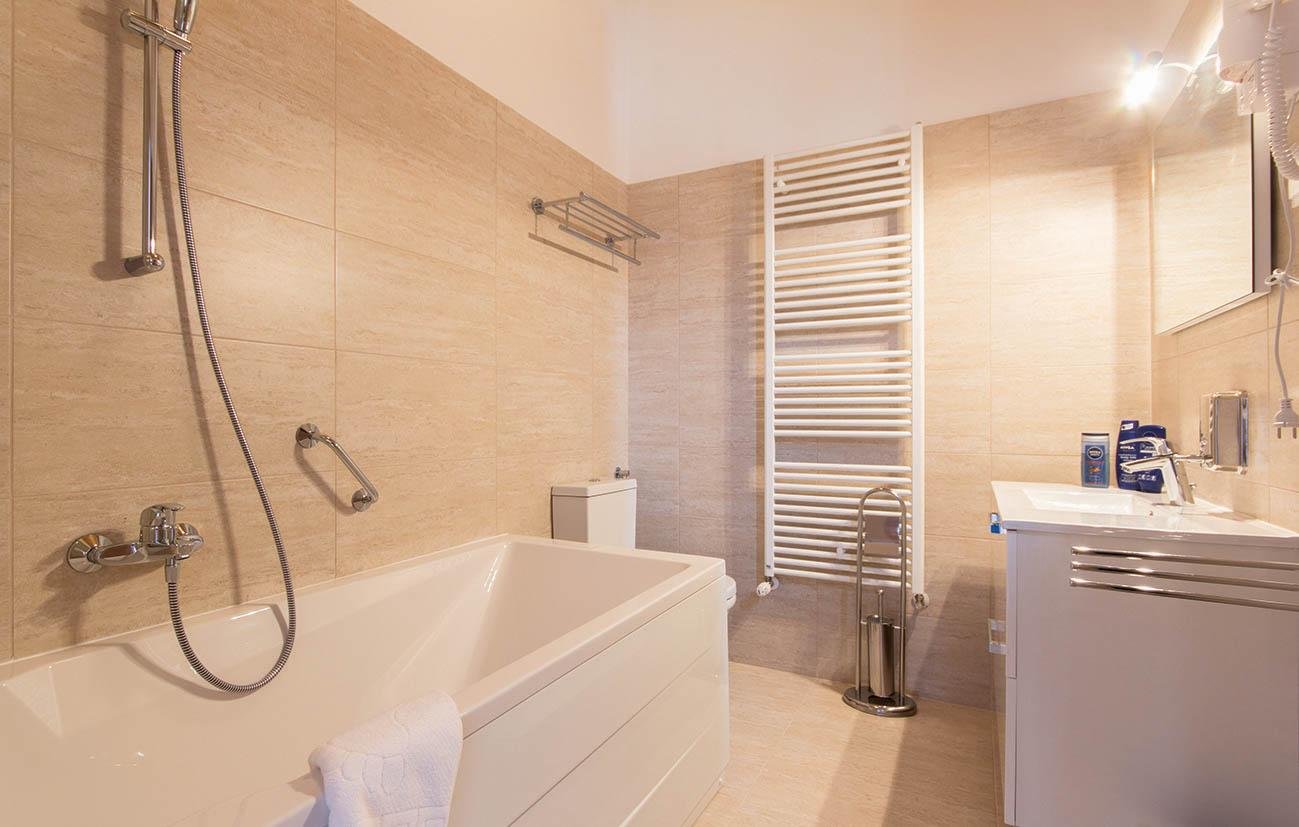 Villa Dora Istria Stokovci bathroom heating comfortable